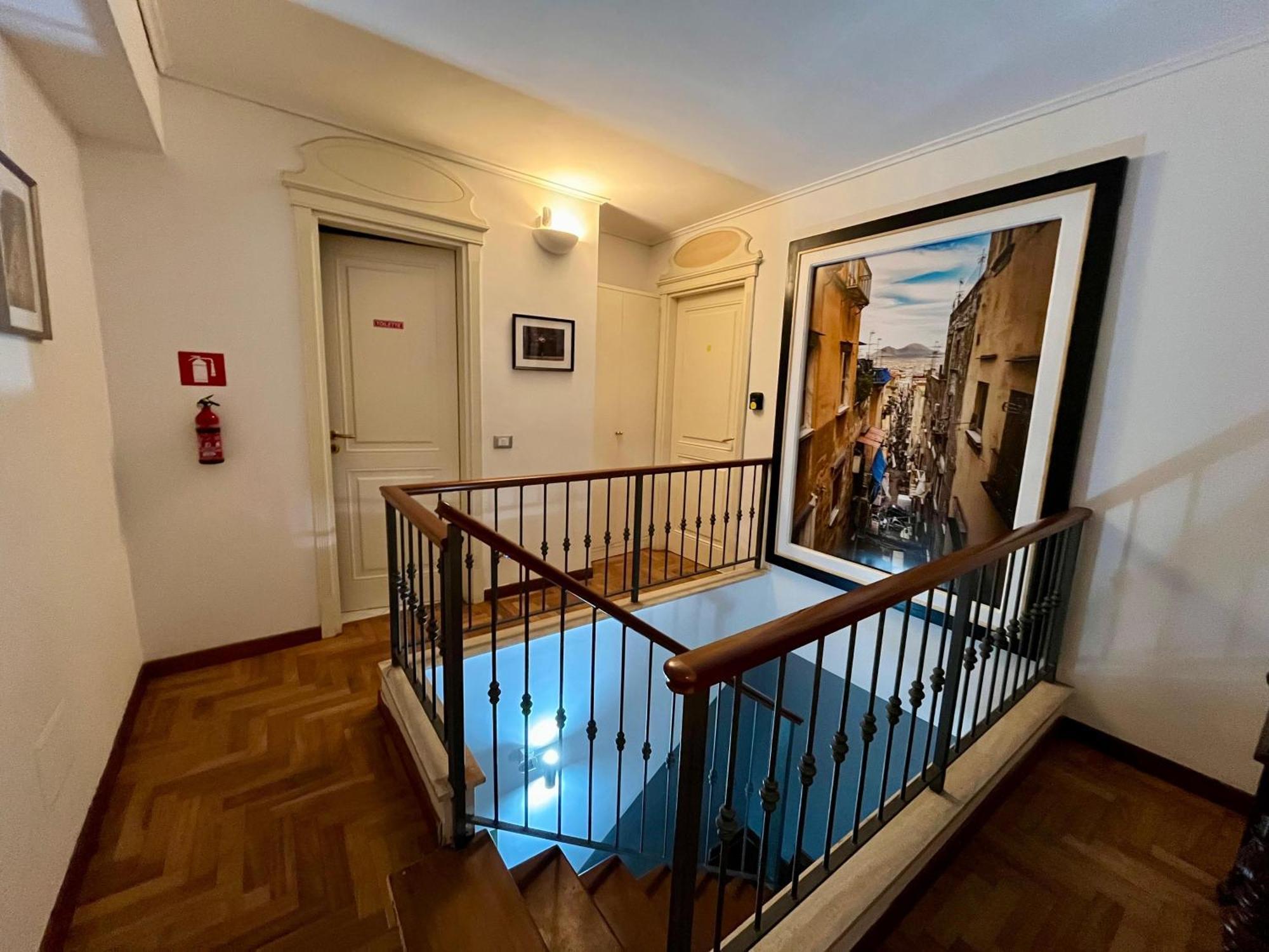 Rota House - Apartment In Santa Chiara, The Heart Of Naples Наполи Екстериор снимка