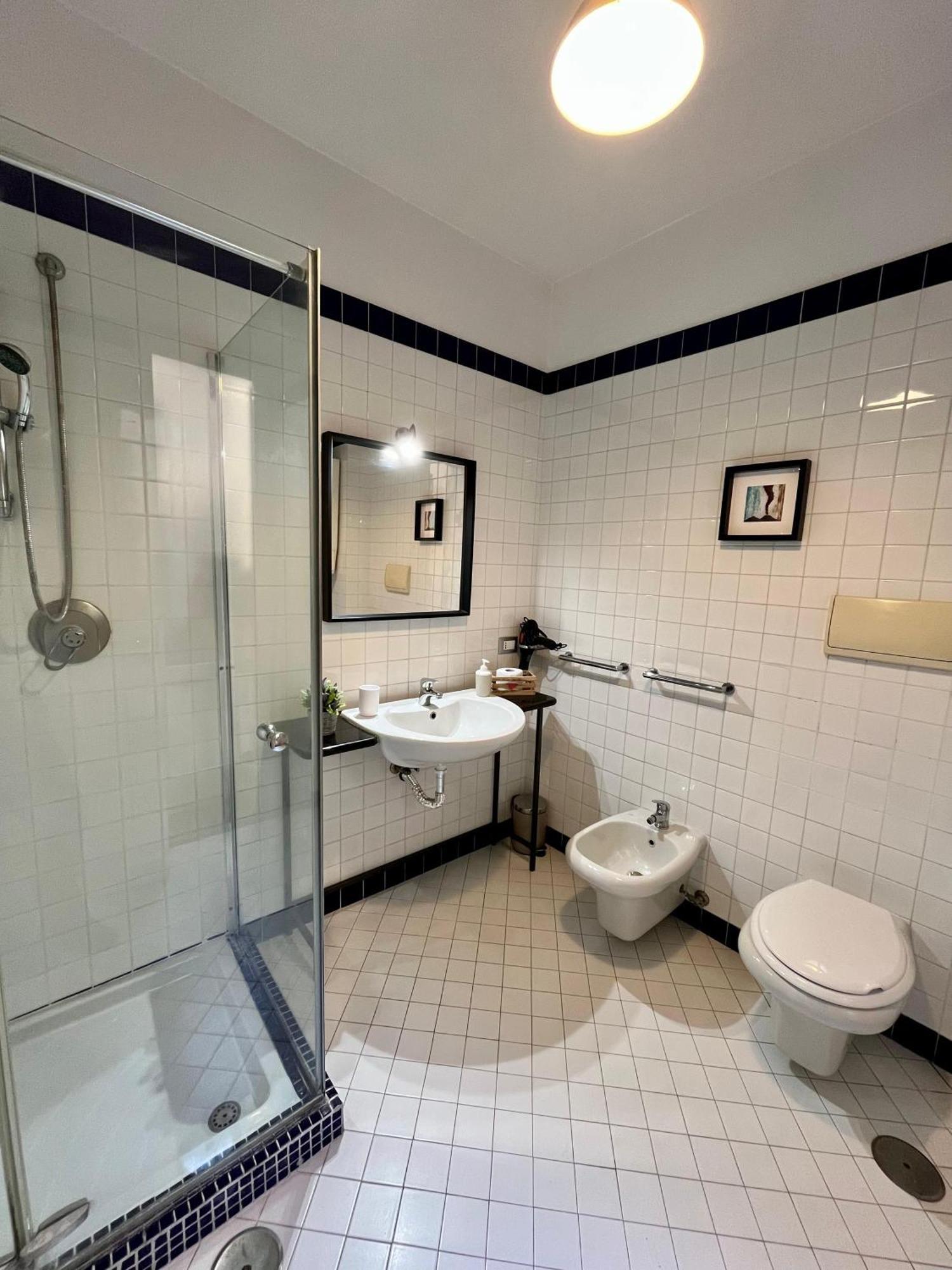 Rota House - Apartment In Santa Chiara, The Heart Of Naples Наполи Екстериор снимка