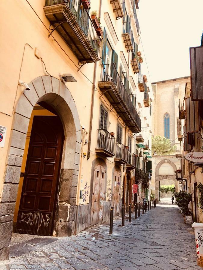 Rota House - Apartment In Santa Chiara, The Heart Of Naples Наполи Екстериор снимка