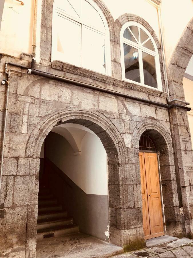 Rota House - Apartment In Santa Chiara, The Heart Of Naples Наполи Екстериор снимка