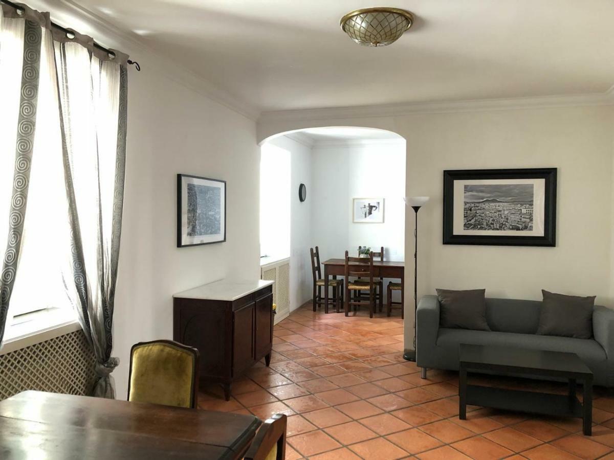 Rota House - Apartment In Santa Chiara, The Heart Of Naples Наполи Екстериор снимка